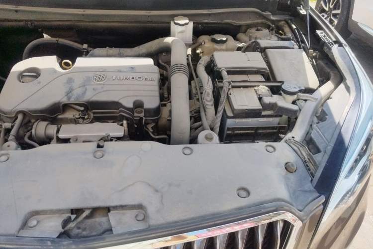 Used Buick Envision 2016 20T Two-Wheel-Drive Elite Model Engine Bay Left