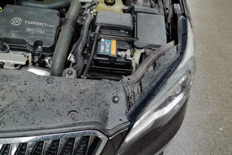 Used Buick Envision 2016 20T Two-Wheel-Drive Elite Model Engine Bay Left