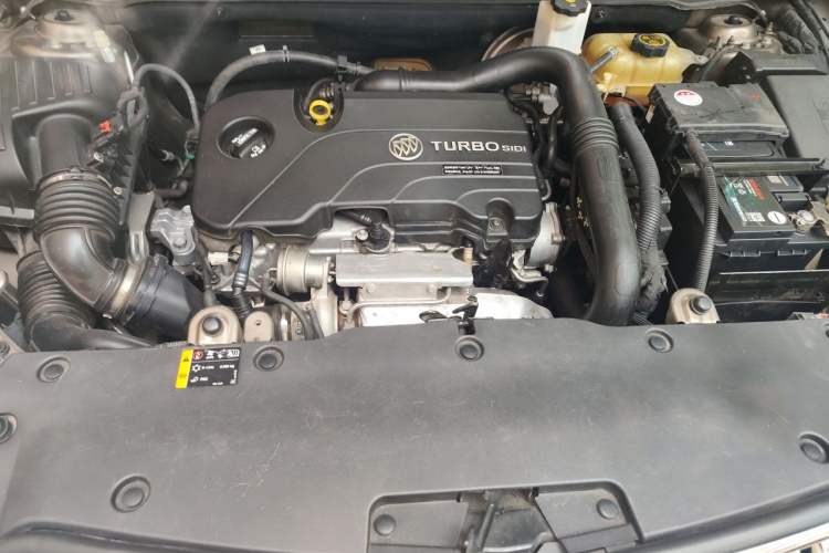 Used Buick Envision 2016 20T Two-Wheel Drive Leading Version Engine Bay