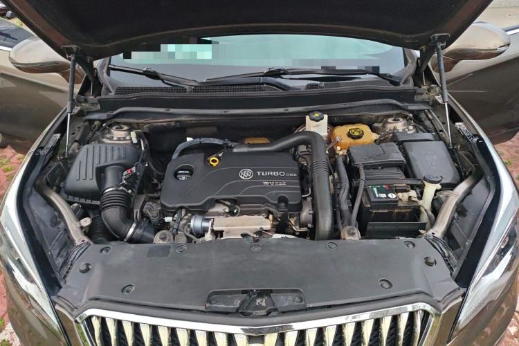 Used Buick Envision 2016 20T Two-Wheel Drive Leading Version Engine Bay