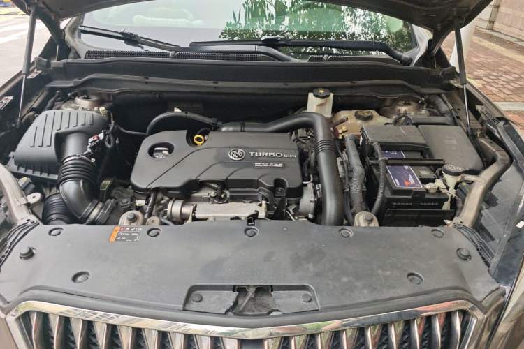 Used Buick Envision 2016 20T Two-Wheel Drive Leading Version Engine Bay