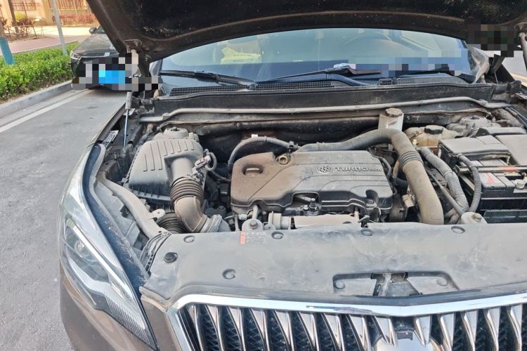 Used Buick Envision 2016 20T Two-Wheel Drive Leading Version Engine Bay Right