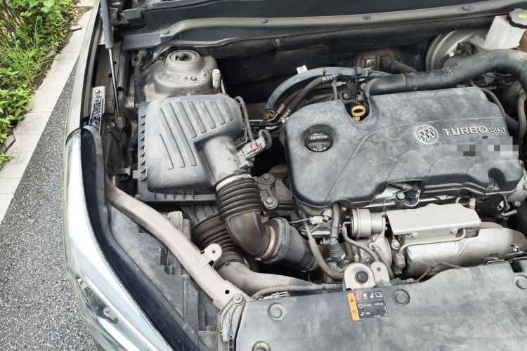 Used Buick Envision 2016 20T Two-Wheel Drive Leading Version Engine Bay Right