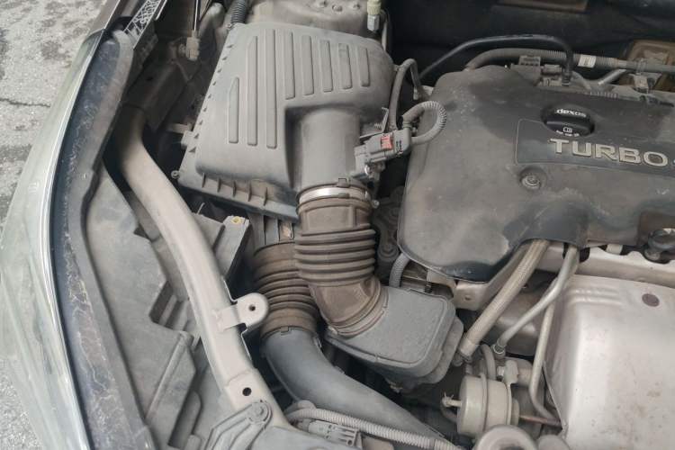 Used Buick Envision 2016 28T All-Wheel-Drive All-Terrain Sport Flagship Edition Engine Bay Right