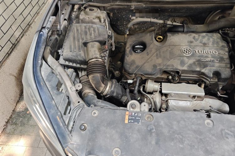 Used Buick Envision 2016 20T Two-Wheel Drive Leading Version Engine Bay Right