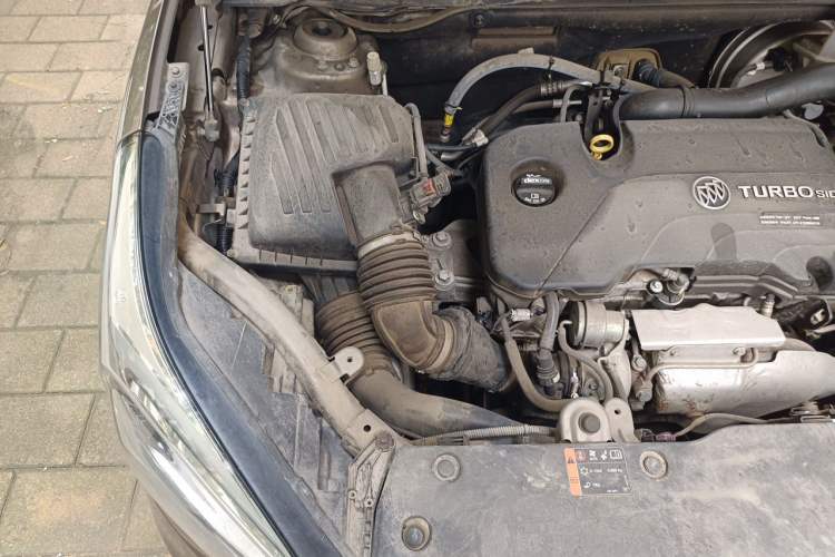 Used Buick Envision 2016 20T Two-Wheel Drive Leading Version Engine Bay Right