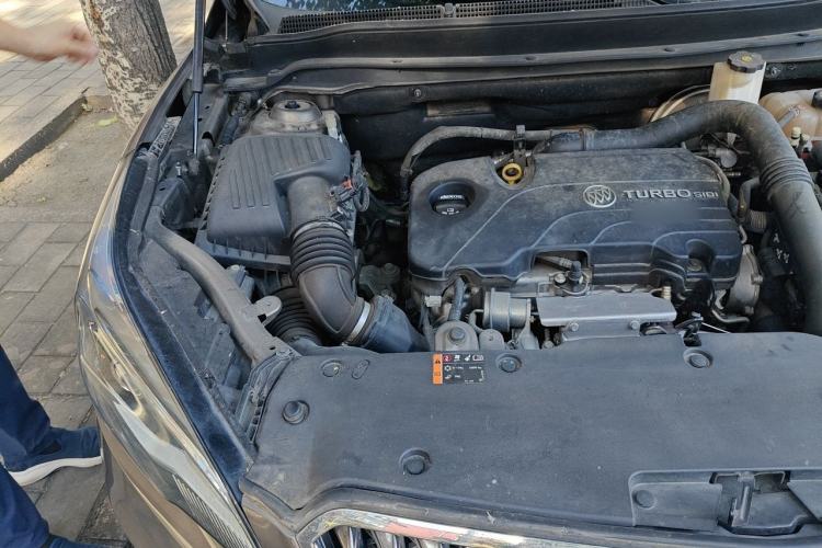 Used Buick Envision 2016 20T Two-Wheel Drive Leading Version Engine Bay Right