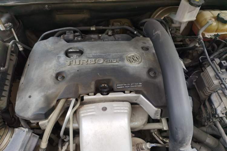 Used Buick Envision 2016 28T Four-Wheel Drive Elite Version Engine Bay Right