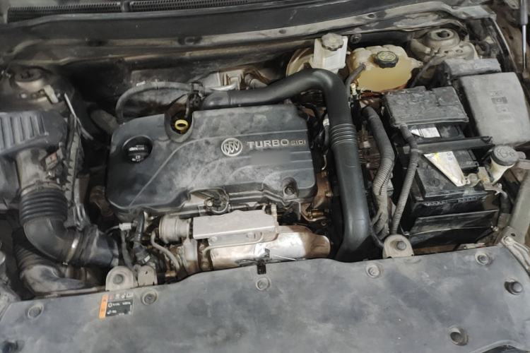 Used Buick Envision 2016 20T Two-Wheel-Drive Elite Model Engine Bay