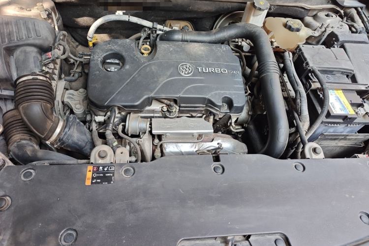 Used Buick Envision 2016 20T Two-Wheel-Drive Elite Model Engine Bay