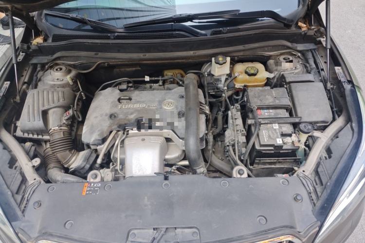 Used Buick Envision 2016 28T Four-Wheel Drive Luxury Model Engine Bay