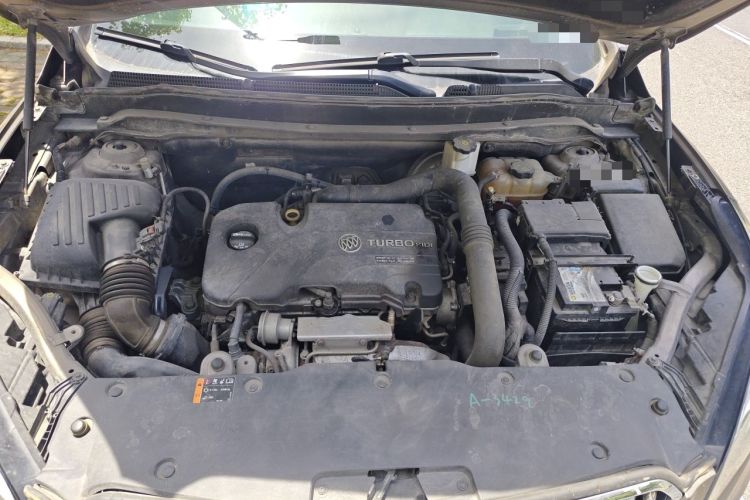 Used Buick Envision 2016 20T Two-Wheel-Drive Elite Model Engine Bay