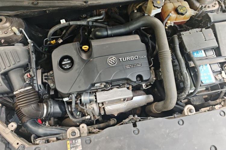 Used Buick Envision 2016 20T Two-Wheel Drive Leading Version Engine Bay
