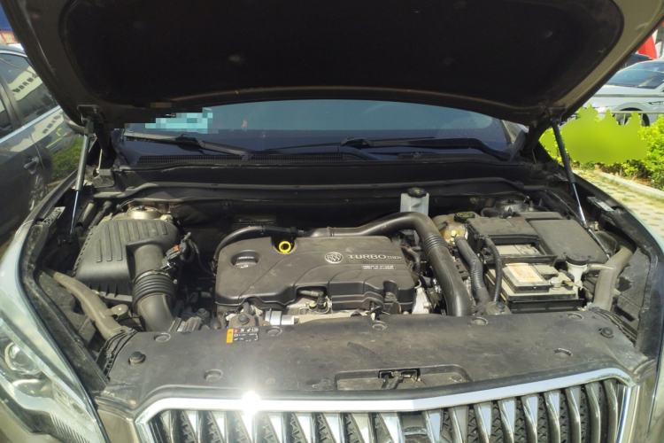 Used Buick Envision 2016 20T Two-Wheel Drive Leading Version Engine Bay