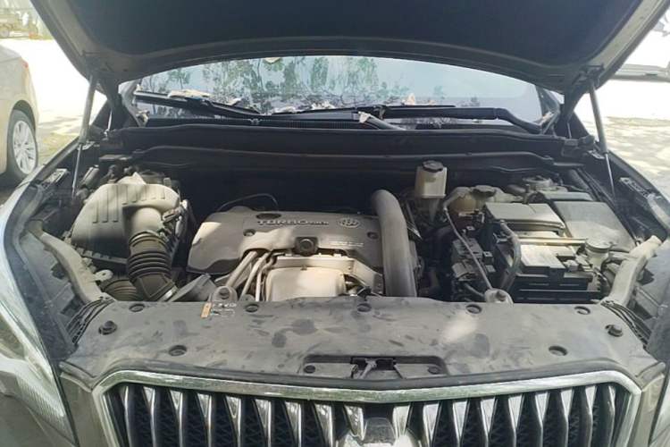 Used Buick Envision 2016 28T Four-Wheel Drive Elite Version Engine Bay