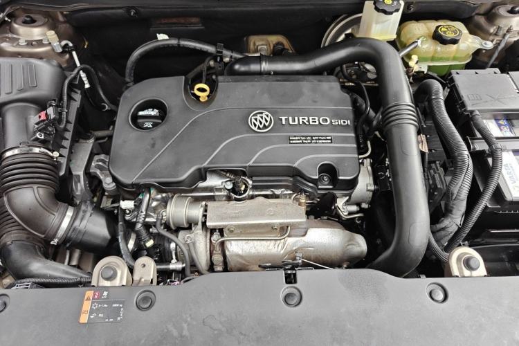 Used Buick Envision 2016 20T Two-Wheel-Drive Elite Model Engine Bay