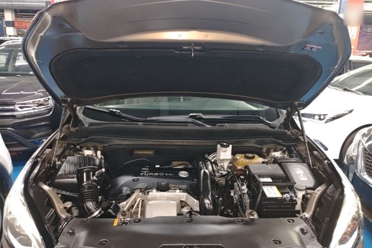 Used Buick Envision 2016 28T Four-Wheel Drive Luxury Model Engine Bay