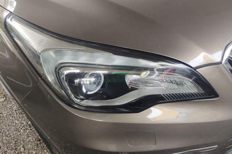 Used Buick Envision 2016 28T Four-Wheel Drive Elite Version Exterior 2