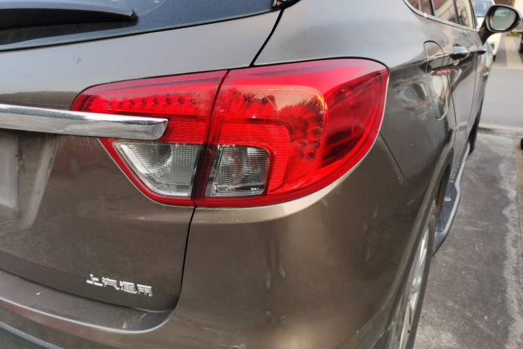 Used Buick Envision 2016 20T Two-Wheel Drive Leading Version Exterior 2