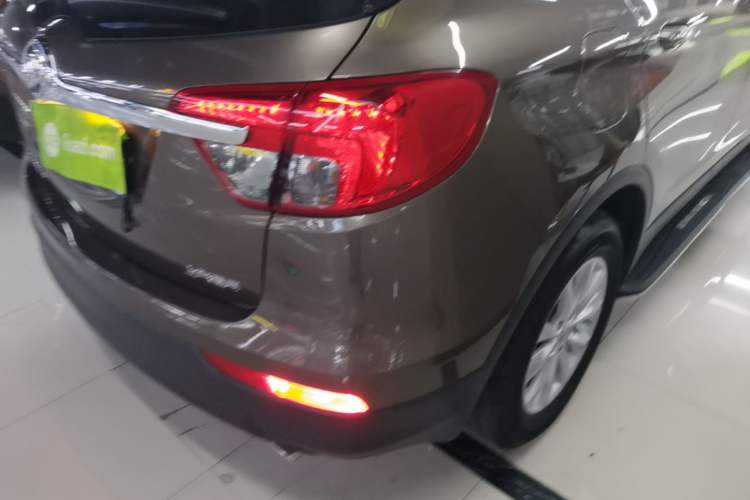 Used Buick Envision 2016 28T Four-Wheel Drive Elite Version Exterior 3