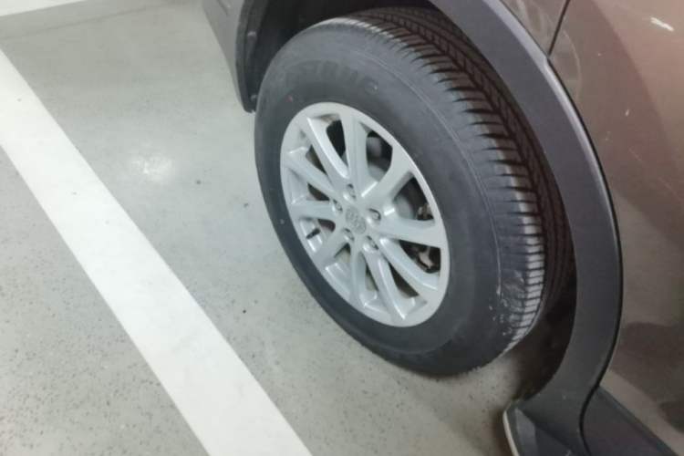 Used Buick Envision 2016 20T Two-Wheel-Drive Elite Model Exterior 5
