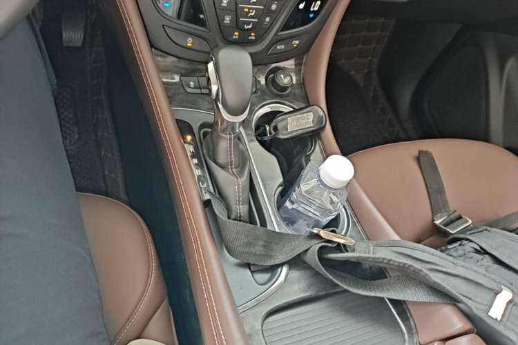 Used Buick Envision 2016 28T Four-Wheel Drive Elite Version Gear Lever