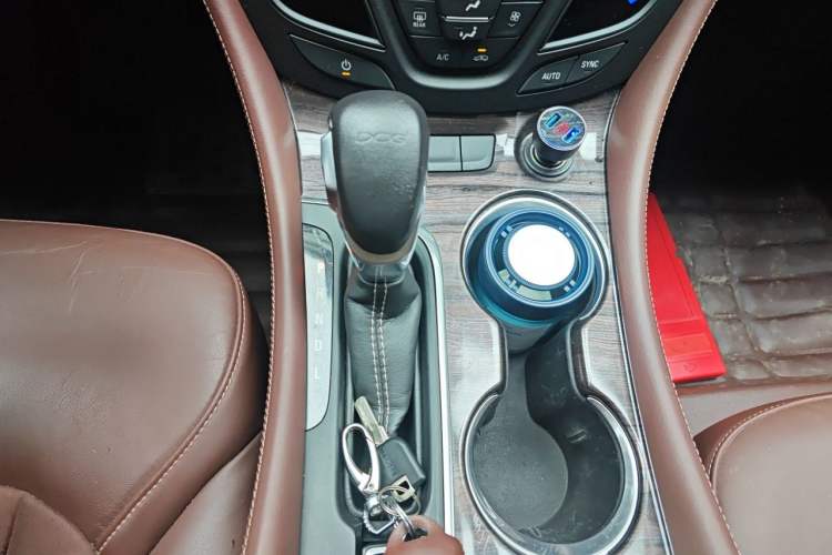 Used Buick Envision 2016 20T Two-Wheel-Drive Elite Model Gear Lever