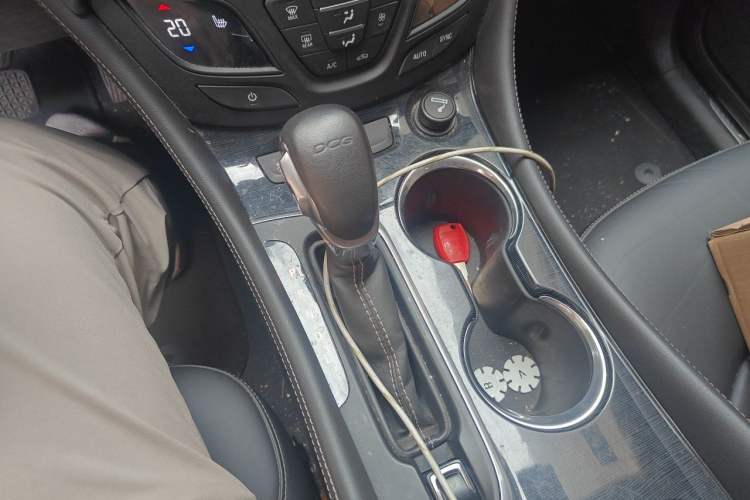 Used Buick Envision 2016 20T Two-Wheel-Drive Elite Model Gear Lever