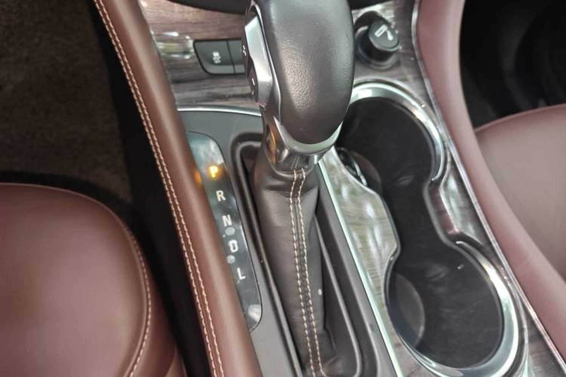 Used Buick Envision 2016 28T Four-Wheel Drive Elite Version Gear Lever