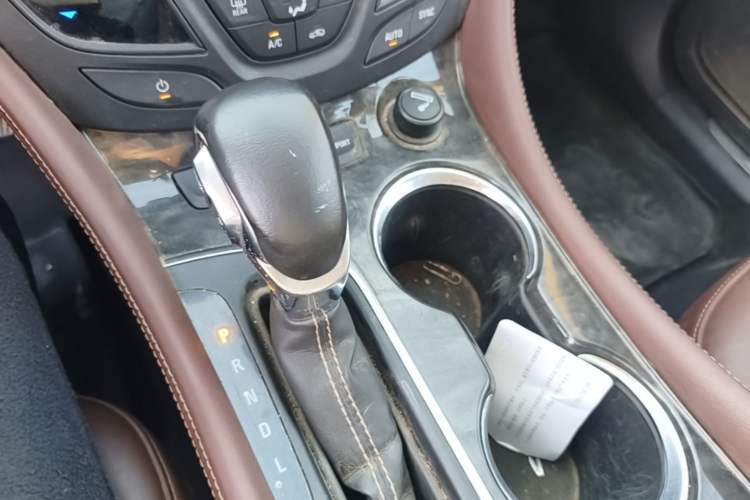 Used Buick Envision 2016 28T Four-Wheel Drive Elite Version Gear Lever