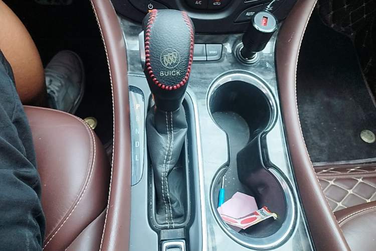 Used Buick Envision 2016 28T Four-Wheel Drive Elite Version Gear Lever