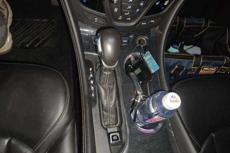 Used Buick Envision 2016 28T Four-Wheel Drive Elite Version Gear Lever
