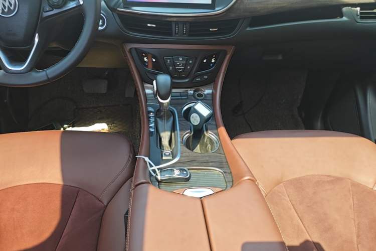 Used Buick Envision 2016 20T Two-Wheel-Drive Elite Model Gear Lever