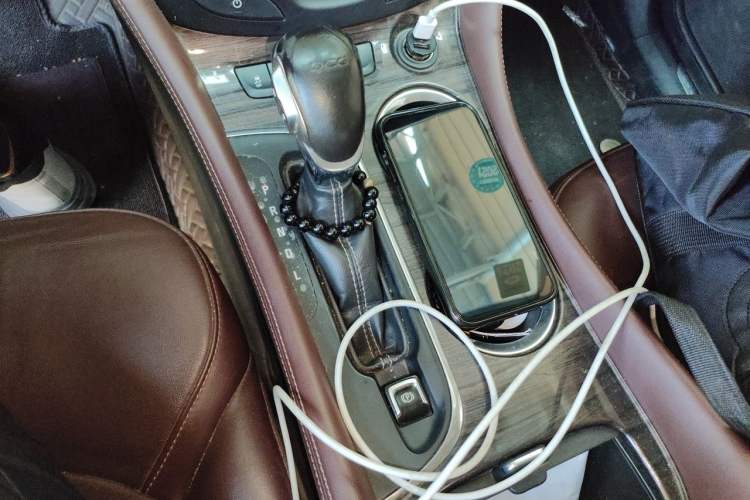 Used Buick Envision 2016 20T Two-Wheel-Drive Elite Model Gear Lever