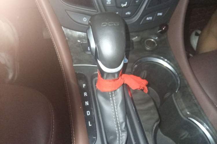 Used Buick Envision 2016 20T Four-Wheel Drive Elite Model Gear Lever