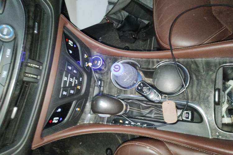 Used Buick Envision 2016 28T Four-Wheel Drive Elite Version Gear Lever