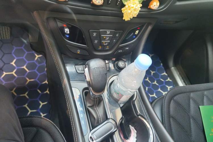 Used Buick Envision 2016 20T Two-Wheel Drive Leading Version Gear Lever