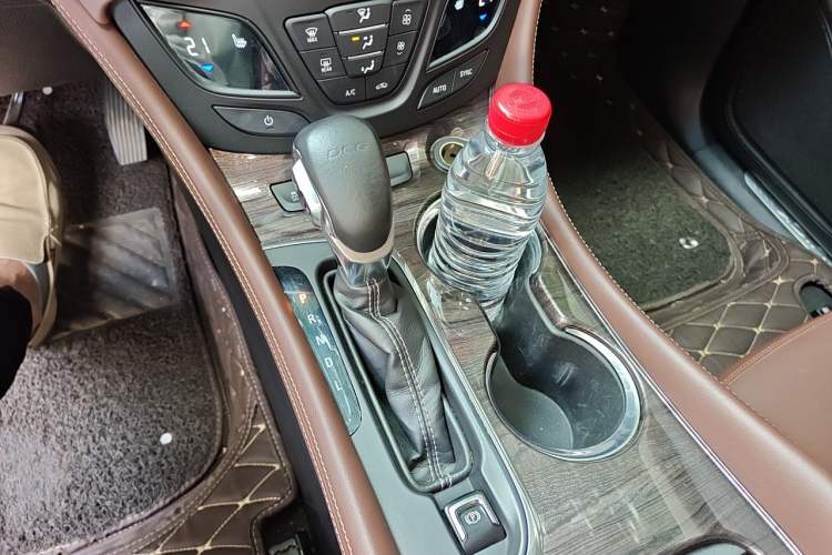 Used Buick Envision 2016 20T Two-Wheel-Drive Elite Model Gear Lever