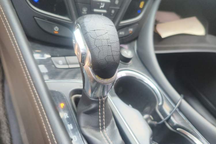 Used Buick Envision 2016 20T Two-Wheel Drive Leading Version Gear Lever