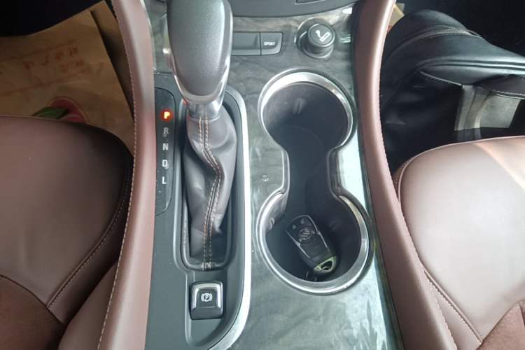 Used Buick Envision 2016 28T Four-Wheel Drive Elite Version Gear Lever