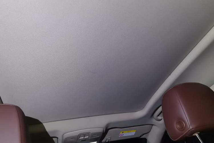 Used Buick Envision 2016 20T Two-Wheel-Drive Elite Model Headliner