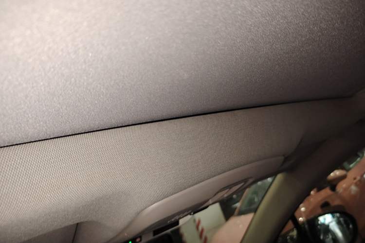 Used Buick Envision 2016 28T Four-Wheel Drive Elite Version Headliner
