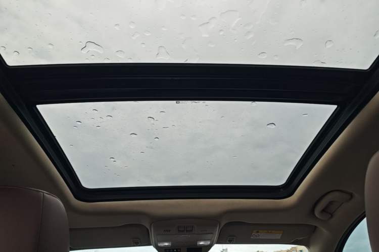 Used Buick Envision 2016 20T Four-Wheel Drive Elite Model Headliner