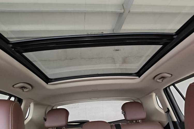 Used Buick Envision 2016 28T Four-Wheel Drive Elite Version Headliner