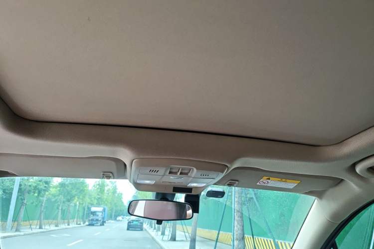Used Buick Envision 2016 20T Two-Wheel-Drive Elite Model Headliner