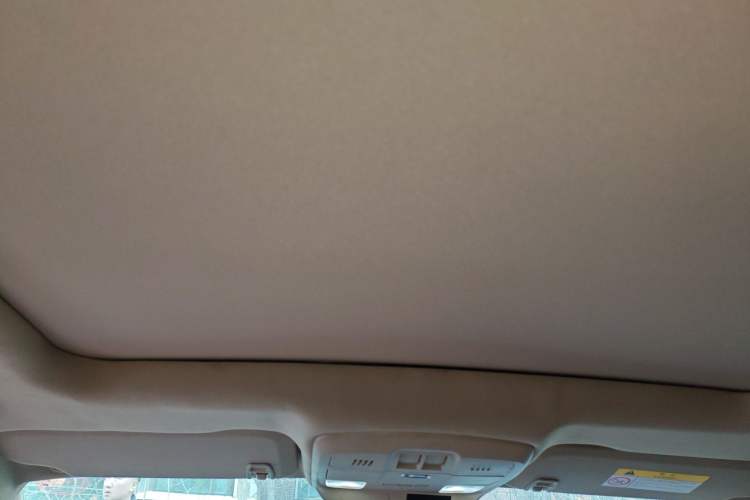 Used Buick Envision 2016 20T Two-Wheel-Drive Elite Model Headliner