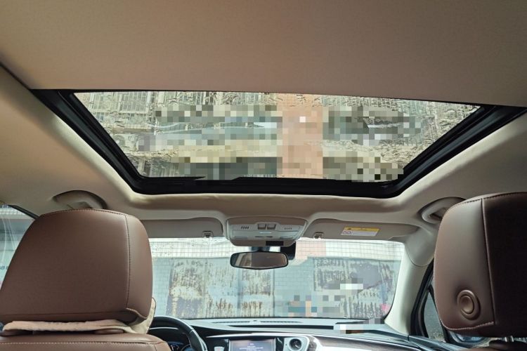 Used Buick Envision 2016 20T Two-Wheel-Drive Elite Model Headliner
