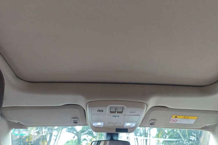 Used Buick Envision 2016 20T Two-Wheel-Drive Elite Model Headliner