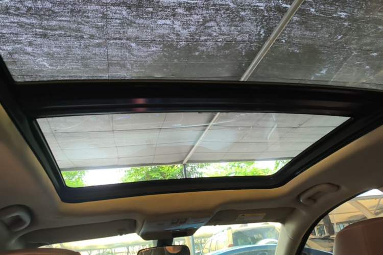 Used Buick Envision 2016 20T Two-Wheel-Drive Elite Model Headliner