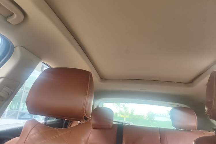 Used Buick Envision 2016 20T Two-Wheel-Drive Elite Model Headliner